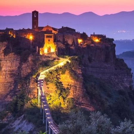 Marcella Va A Civita Баньореджо Екстериор снимка